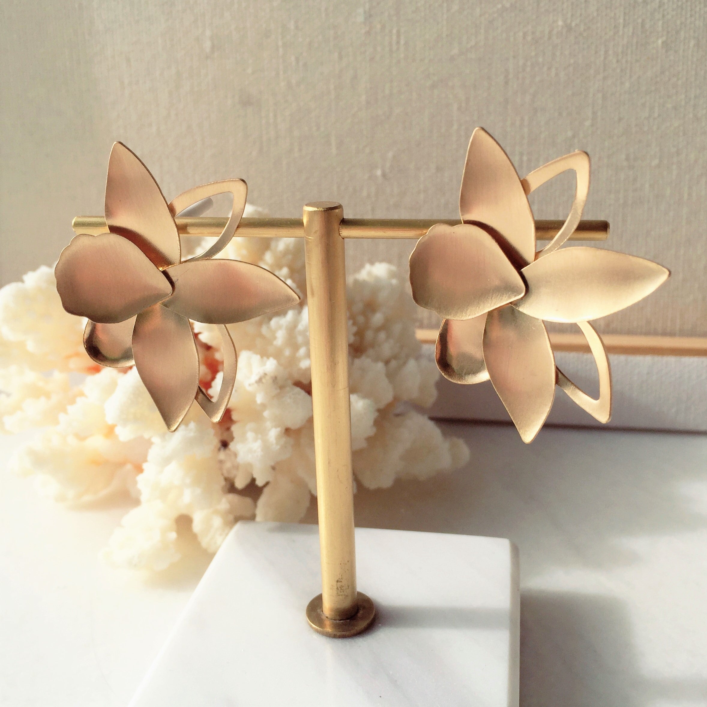 Golden Petal earrings